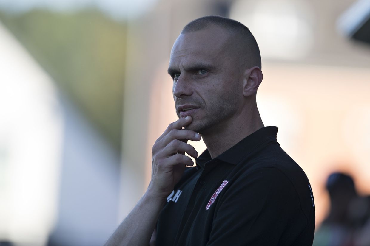 FC Mondercange - Union 05 Kayl-Tétange 1-2. - Yannick Leroy le coach des nouveaux promus.