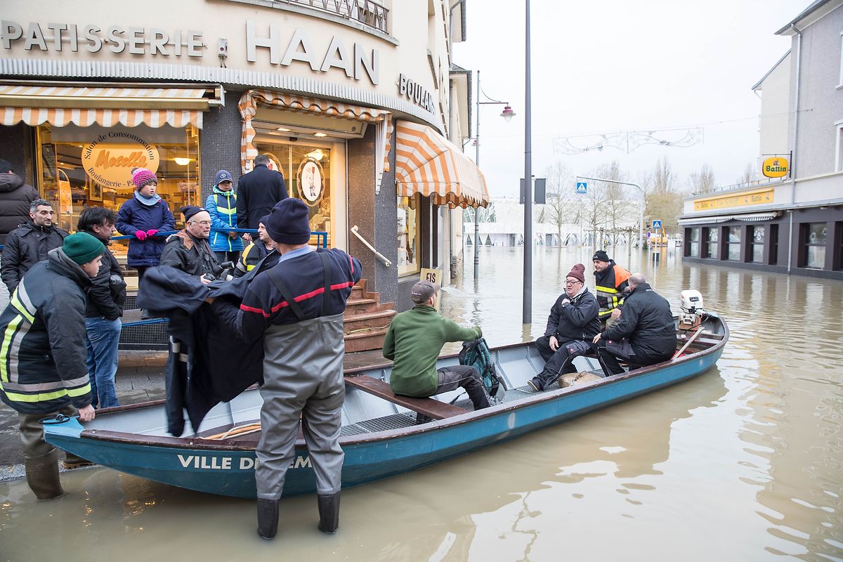 Boote sind in Remich am Sonntagnachmittag das beliebteste Fortbewegungsmittel.