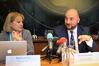 (de g. à dr.) Marie-Lise Lair, auteur de l'étude ; Étienne Schneider, Vice-Premier minister, ministre de la Santé