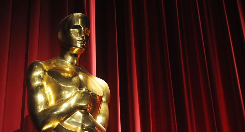 An Oscars statue is seen before the start of the 83rd Annual Academy Awards Nominations Announcement January 25, 2011 in Beverly Hills, California. The 83rd Annual Academy Awards will be held in Hollywood on February 27, 2011.   AFP PHOTO / ROBYN BECK