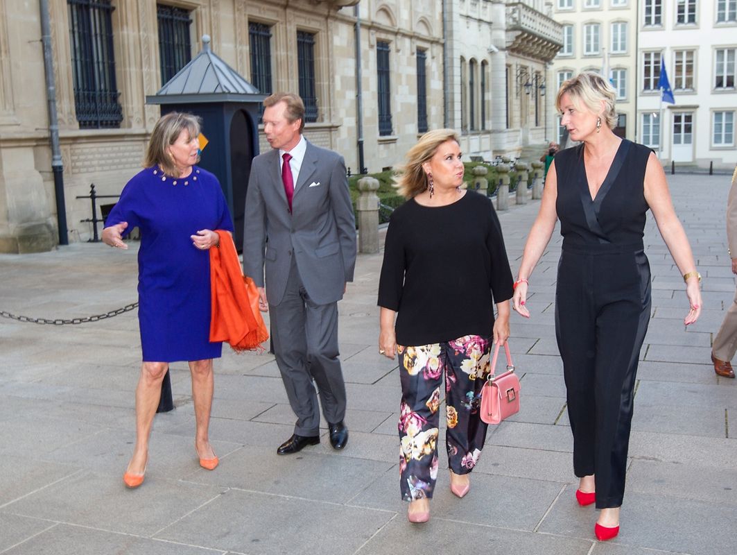 Lydie Polfer, Großherzog Henri, Großherzogin Maria Teresa und Francine Closener. 
