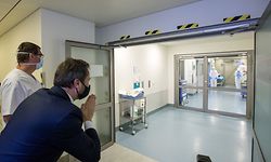 Lok , Coronavirus , Sars-CoV-2 , Covid-19, Xavier Bettel und Paulette Lenert besuchen Hopital Kirchberg , Hopitaux Robert Schuman , Dankeschön an die Helfer  , Foto:Guy Jallay/Luxemburger Wort