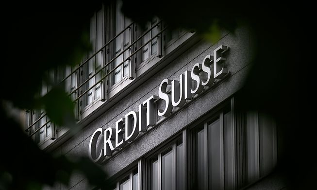 Switzerland's scandal-hit banking giant Credit Suisse warned on Wednesday that it expected to post another loss in the second quarter 