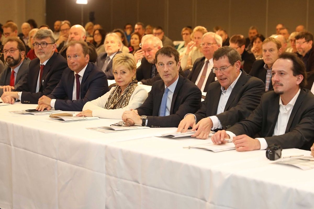 Die Vertreter der Parteien mussten sich die Kritik der CGFP anhören.