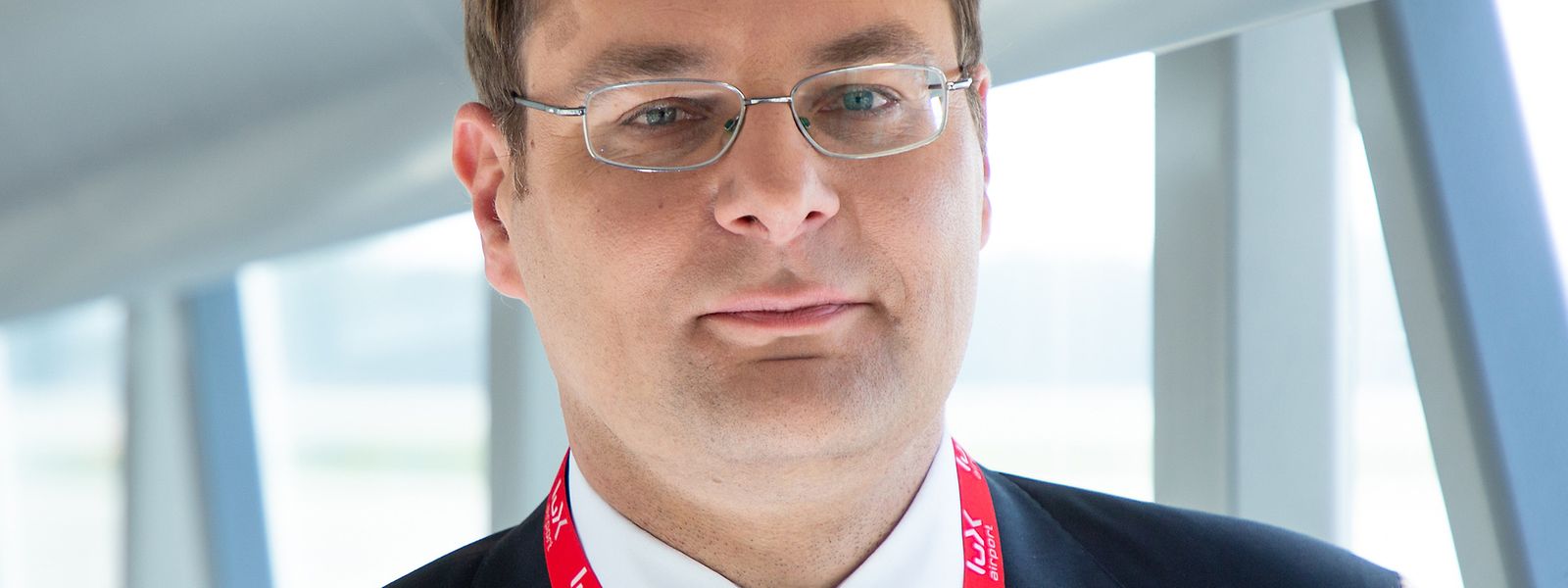 Alexander Flassak arbeitet seit 2014 am Luxemburger Flughafen.