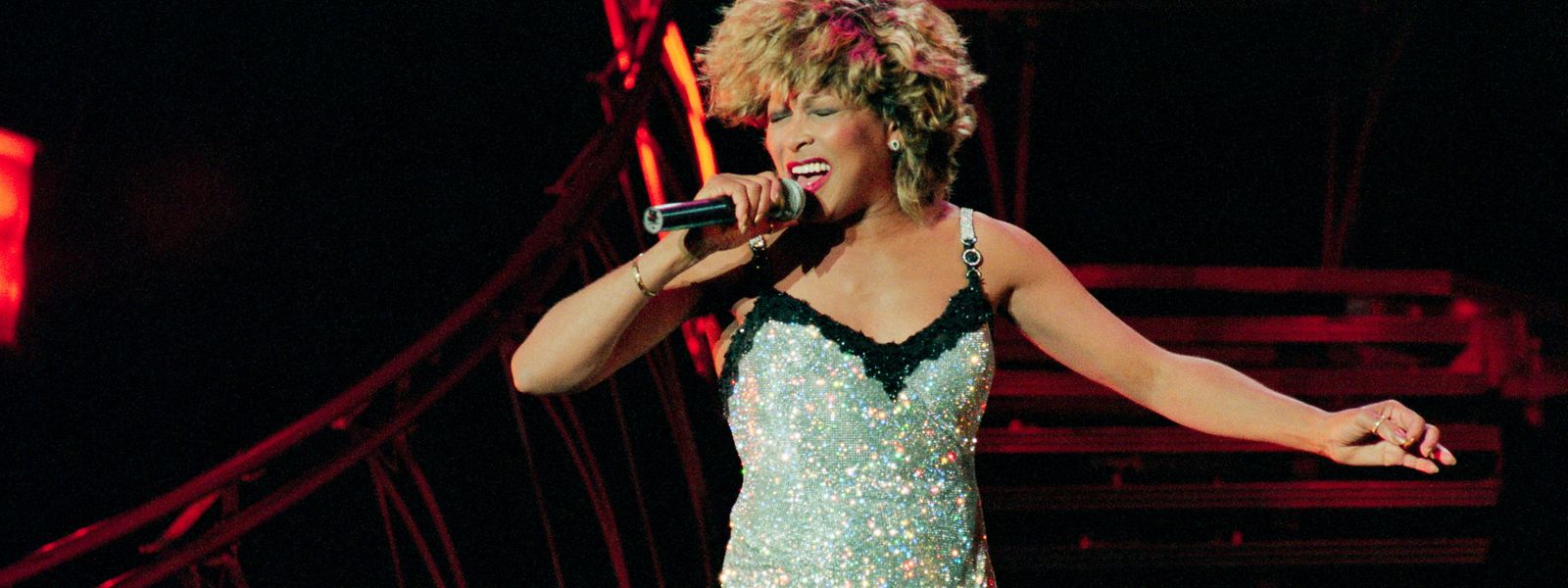 Die Rock-Legende Tina Turner bei ihrem Auftritt in Luxemburg. Im September 1996 brachte sie das Josy-Barthel-Stadion zum Beben.