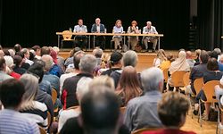Lokales, Infoversammlung Tornado - Staatliche Hilfe für Opfer des Tornados zu Lamadelaine, Foto: Lex Kleren/Luxemburger Wort