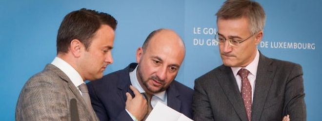 Ensemble, le DP, le LSAP et Les Verts n'obtiendraient plus que 26 sièges au parlement si les Luxembourgeois votaient ce dimanche, contre 32 sièges en octobre 2013. 