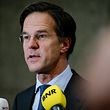 17.03.2021, Niederlande, Den Haag: Mark Rutte, Minsterpräsident der Niederlande, spricht nach der  Parlamentswahl mit Journalisten. Der niederländische Premier Mark Rutte und seine rechtsliberale Partei VVD haben wie erwartet die Parlamentswahl gewonnen. Foto: Bart Maat/ANP/dpa +++ dpa-Bildfunk +++