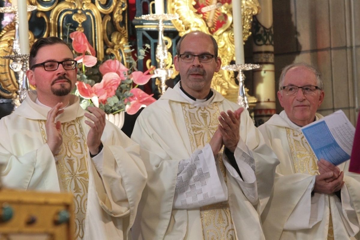 Messe für das Domkapitel, den Bischofsrat, das Centre Jean XXIII, die Diözesankurie, die Diözesanverwaltung, das Seelsorgereferat und alle kirchlichen Mitarbeiterinnen und Mitarbeiter.