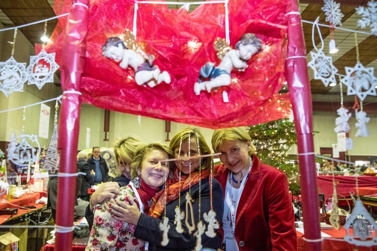 Der "Bazar" des Roten Kreuzes.