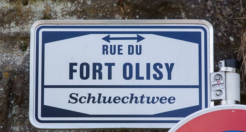 Festungs-Stroossennimm, Strassenschilder, Foto Lex Kleren