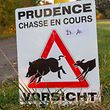 27.10.Roedgen / Warnschild Jagd / Jäger  Foto:Guy Jallay