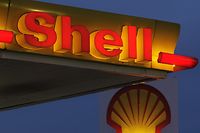 Das Mineralölunternehmen Shell kündigt an, seine Zusammenarbeit mit dem russischen Gasmonopolisten Gazprom zu beenden. 