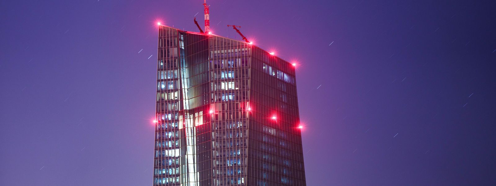 Die Europäische Zentralbank hat ihren Sitz in Frankfurt.