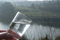 La qualité de l'eau au Luxembourg doit être protégée des nombreuses pollutions, alors que la demande augmente rapidement.
