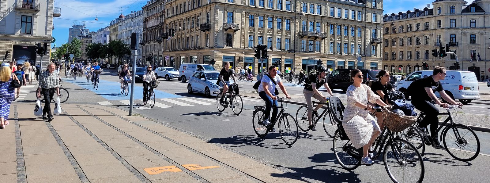 Die Königin-Louise-Brücke in Kopenhagen zählt mit täglich tausenden querenden Radfahrern zu den am meisten befahrenen Routen der Stadt. 