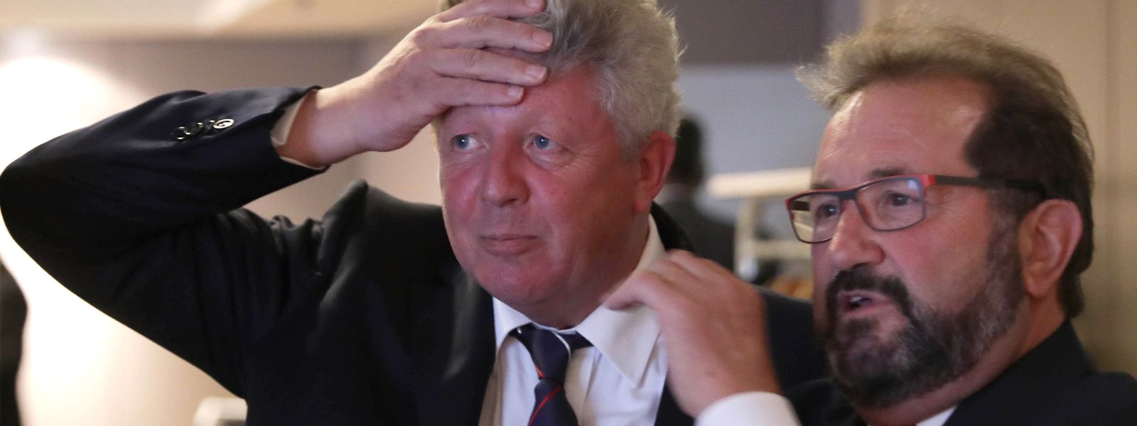 Roy Rediung und Gast Giberyen blicken mit gemischten Gefühlen auf das Wahlergebnis.