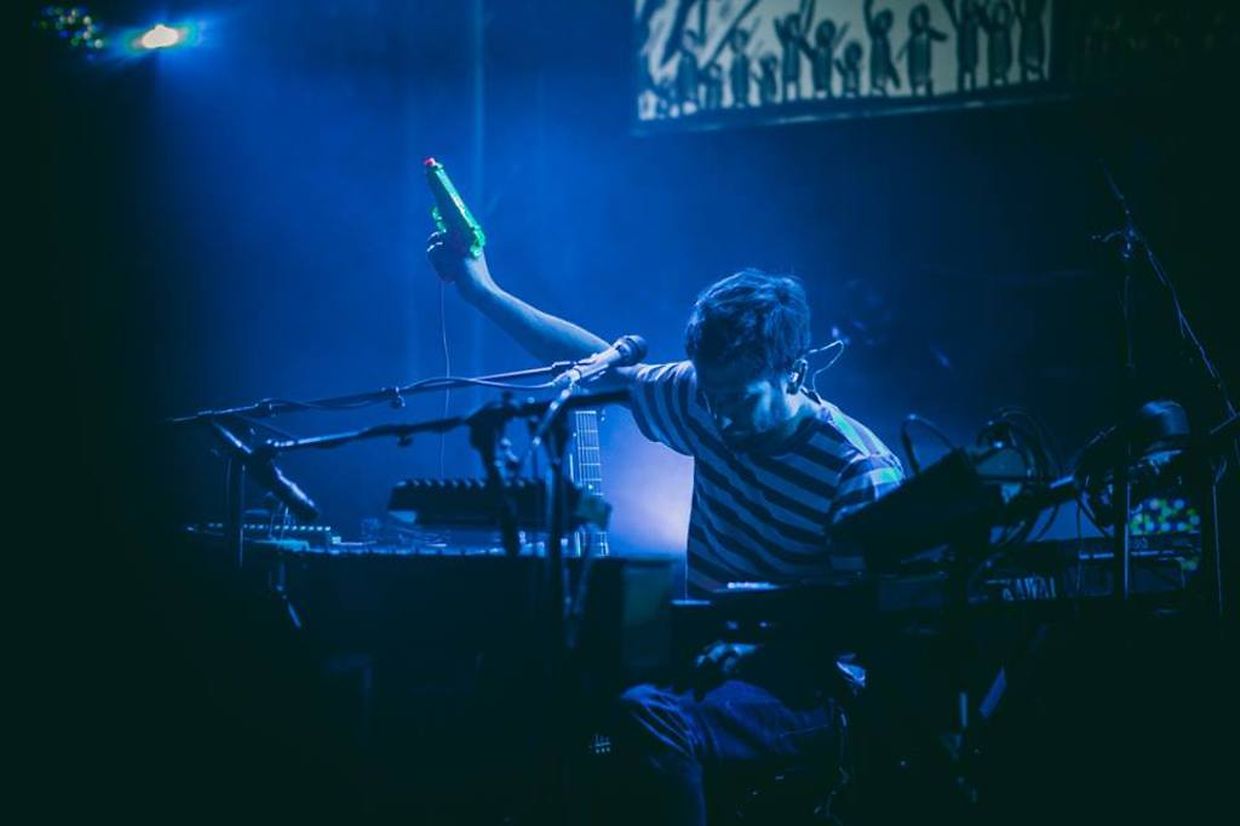 Uma pistola de brincar foi um dos "instrumentos" de que David Santos se serviu