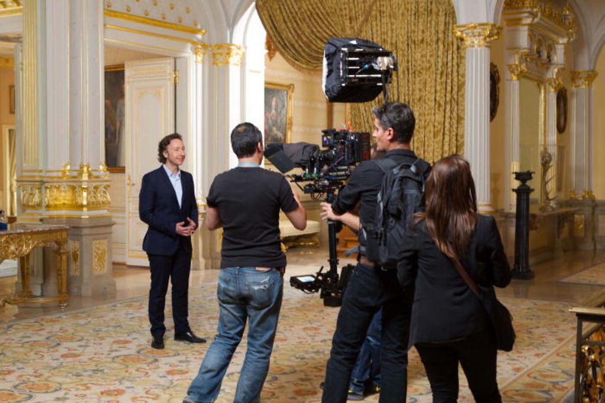 Tournage du documentaire dans le palais grand-ducal, les 25 et 26 avril 2014