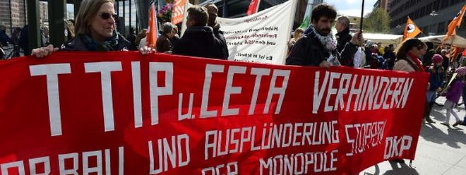 Überall in Europa gibt es Kritik an dem Ceta- und an dem TTIP-Abkommen. 