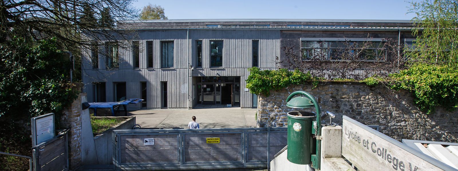 Seit den Osterferien befindet sich die englische Grundschule in den leerstehenden Räumlichkeiten des Lycée Vauban in Limpersberg.