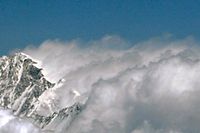 Viele Bergtouristen reisen aus aller Welt an, um die Faszination Everest zu erleben.