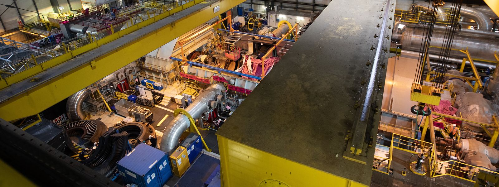 Parmi les opérations à venir, la levée de deux rotors d'alternateur et de turbine. Des pièces de 240 tonnes chacune.