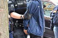 Un suspect repéré par le chien de détection a été remis au Centre pénitentiaire de Schrassig.