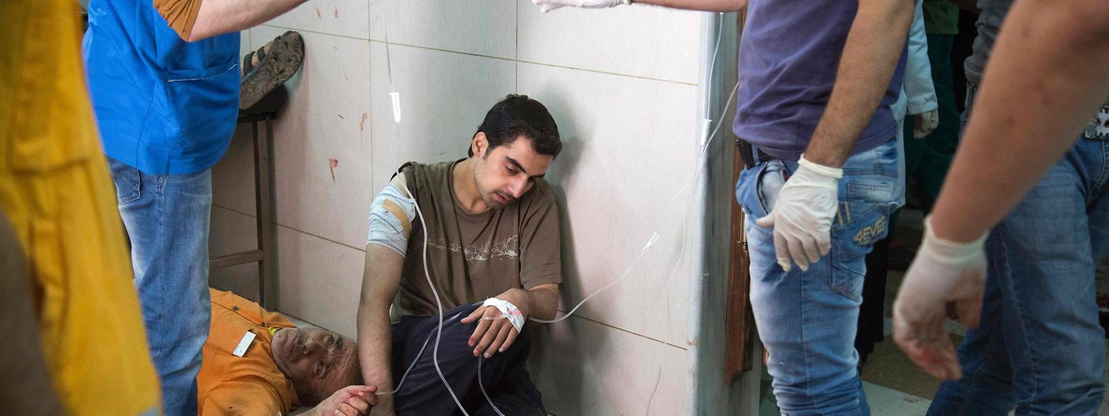 Die wenigen noch arbeitsfähigen Krankenhäuser Aleppos sind mit den vielen Verwundeten überfordert. 