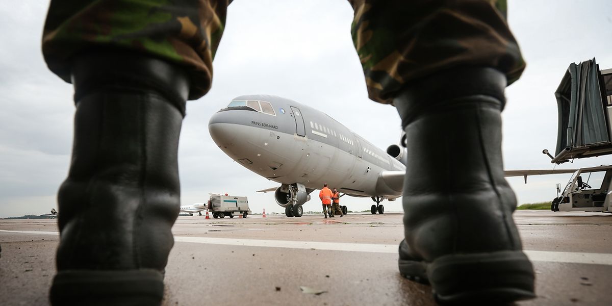 Gäste während drei Wochen: zwei Tankflugzeuge der "Koninklijke Luchtmacht".