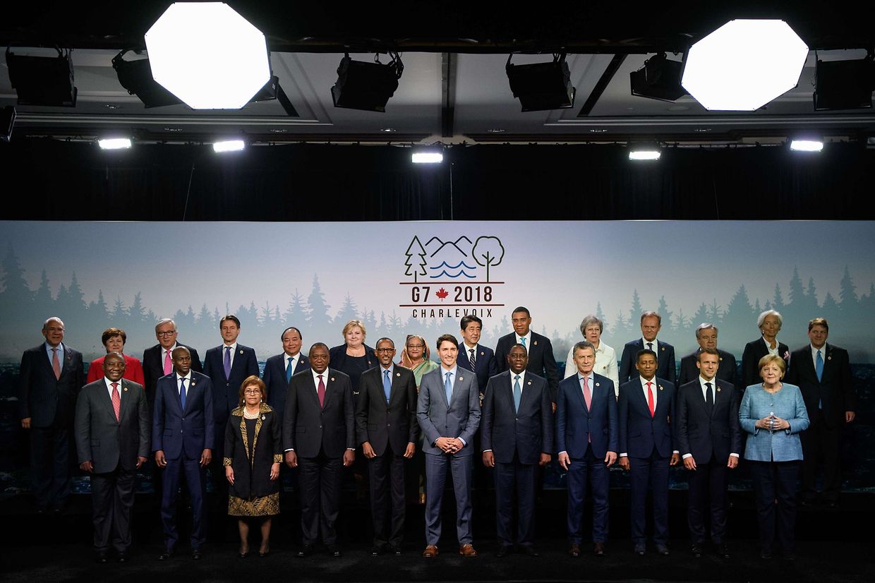 Os líderes do G7 assinaram um texto no qual defendem um comércio internacional com “regras” e se comprometem a tentar “reduzir as barreiras alfandegárias”