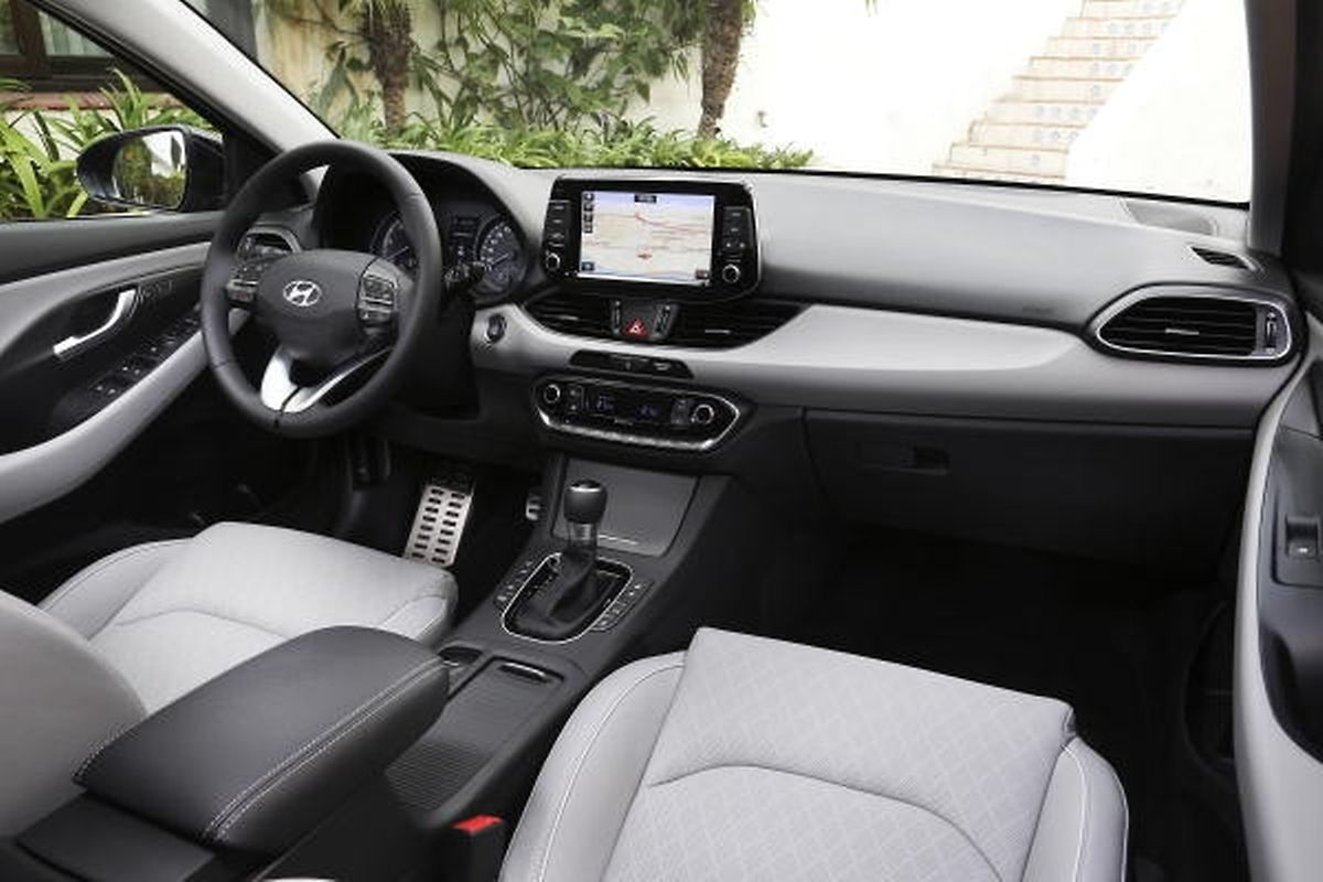 Augenfälligstes Merkmal des neuen Hyundai i30 ist der neu gestaltete Innenraum mit Wohlfühl-Ambiente und viel Funktionalität. 
