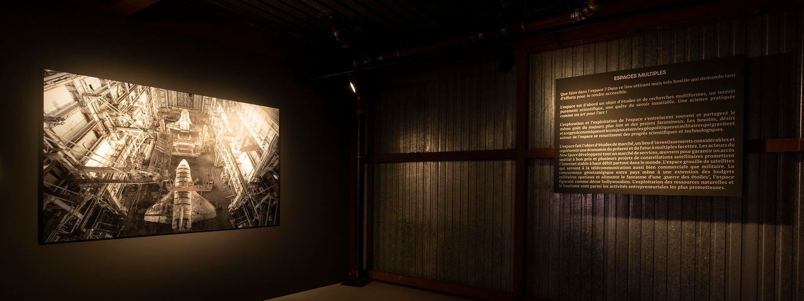 Spuren des Kalten Krieges: David de Ruedas Foto „Lost in Time“ (Kazakhstan) in der Ausstellung "New Minett".