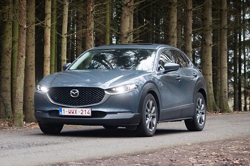 Schnittiges Design: Der Mazda CX-30 sticht aus der Masse hervor. 