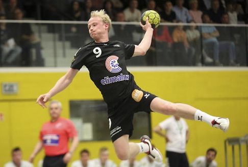 Spektakuläres Video: Handballer Scholten als Bowlingkönig