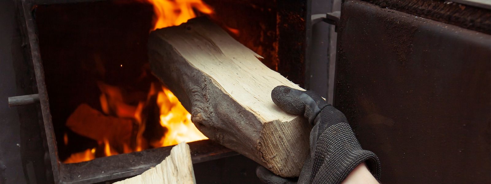 Plus populaire que les pellets de bois si l'on en croit les ramoneurs, le bois de chauffage se fait à présent plus rare au Luxembourg, avec un prix ayant doublé par rapport à 2021.