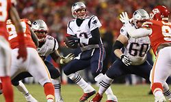 KANSAS CITY, MISSOURI - JANUARY 20: Tom Brady #12 of the New England Patriots looks to pass in the fourth quarter against the Kansas City Chiefs during the AFC Championship Game at Arrowhead Stadium on January 20, 2019 in Kansas City, Missouri.   Jamie Squire/Getty Images/AFP
== FOR NEWSPAPERS, INTERNET, TELCOS & TELEVISION USE ONLY ==