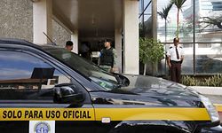 Der Wagen des panamesischen Generalstaatsanwalts am Dienstag vor der Kanzlei Mossack Fonseca