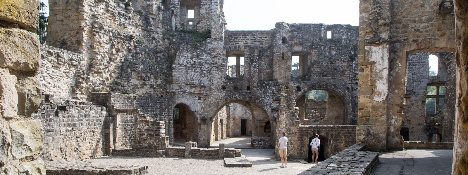 Die Ruine der Burg Beaufort kann täglich besucht werden. Sie ist ein beliebtes Ziel bei Wanderern. 
