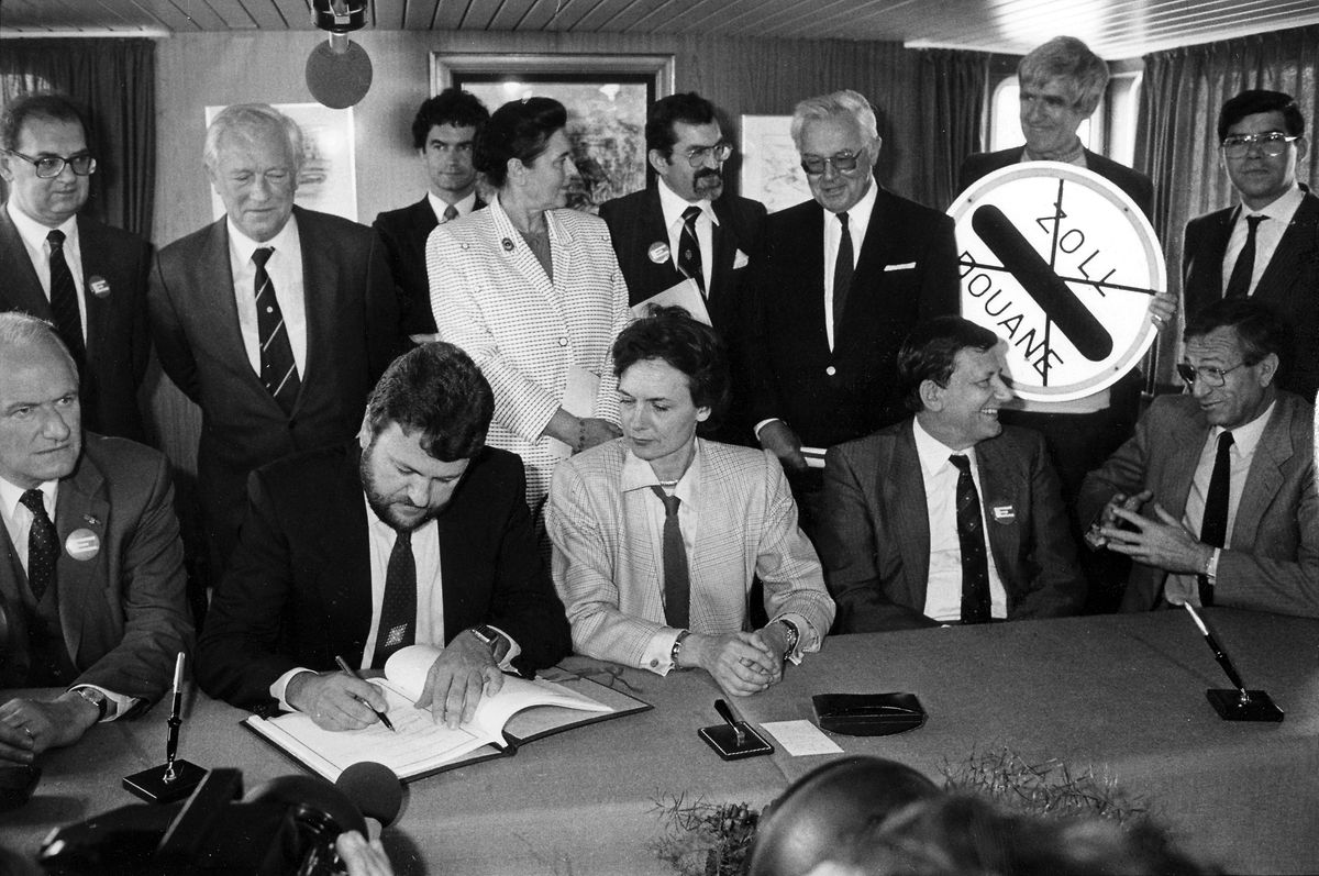 Le 14 juin 1985, l'accord de Schengen a été signé sur le bateau "MS Princesse Marie-Astrid".