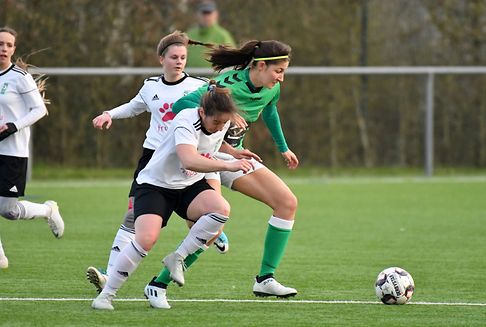 Junglinster écarte Niederkorn, le Racing solide deuxième