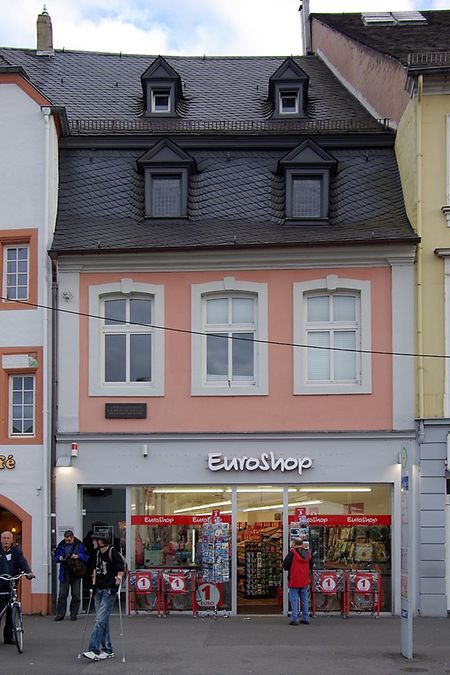 Wohnhaus der Familie Marx in Trier, Simeonstraße 8.