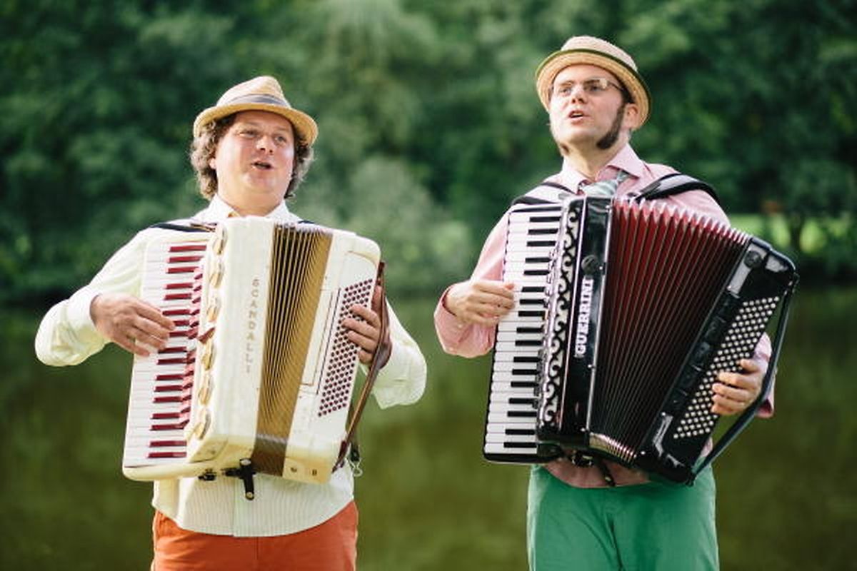 Ben Claus (r.) hat bei „Toxkäpp“ oder „Krunnemécken“  mitgewirkt.
