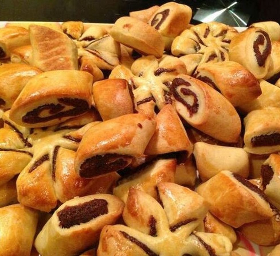 Klaichah is one of Iraq's most famous date cookies