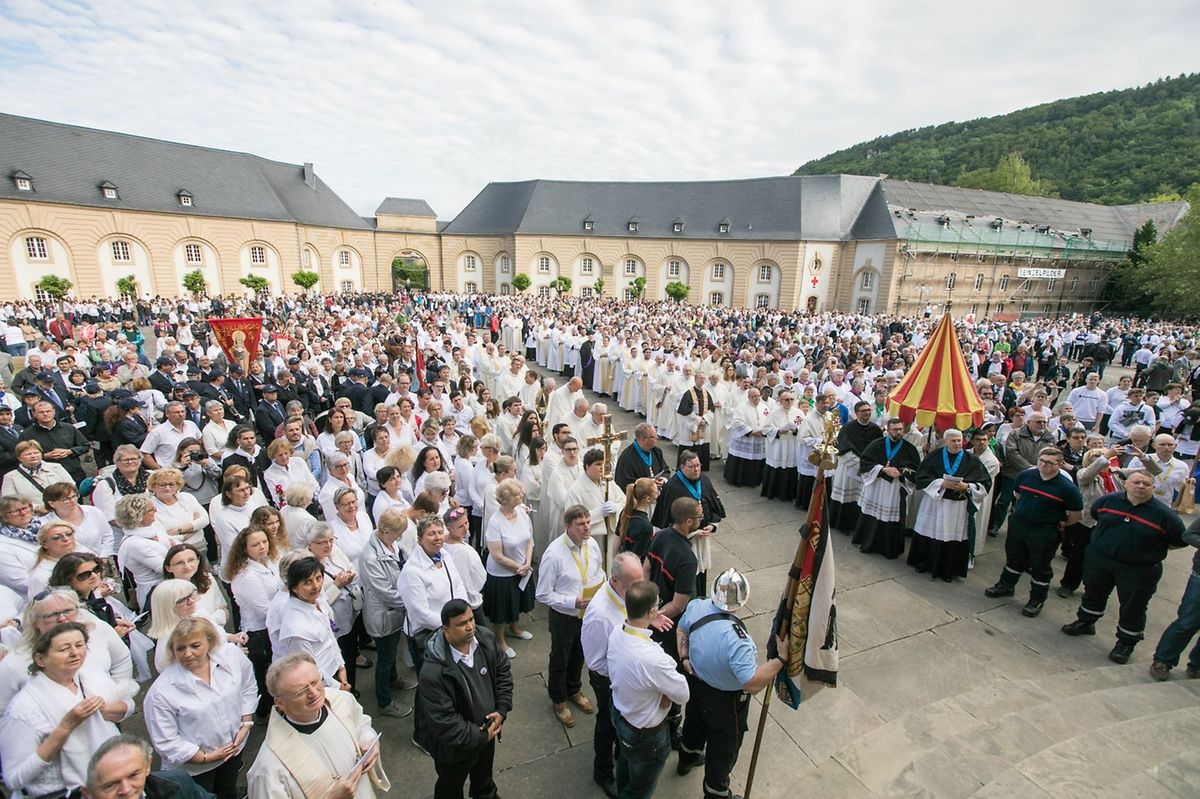 In recent years the procession has attracted some 14,000 pilgrims and spectators Photo: Lex Kleren