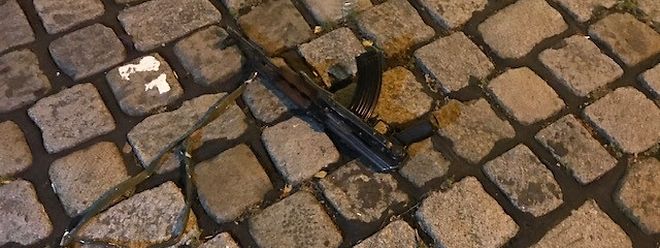 Mit einem Sturmgewehr bewaffnet, zog der vorbestrafte Islamist Kujtim F. durch die Wiener Innenstadt und tötete am Ende vier Menschen. Mehr als 20 weitere wurden schwer verletzt.