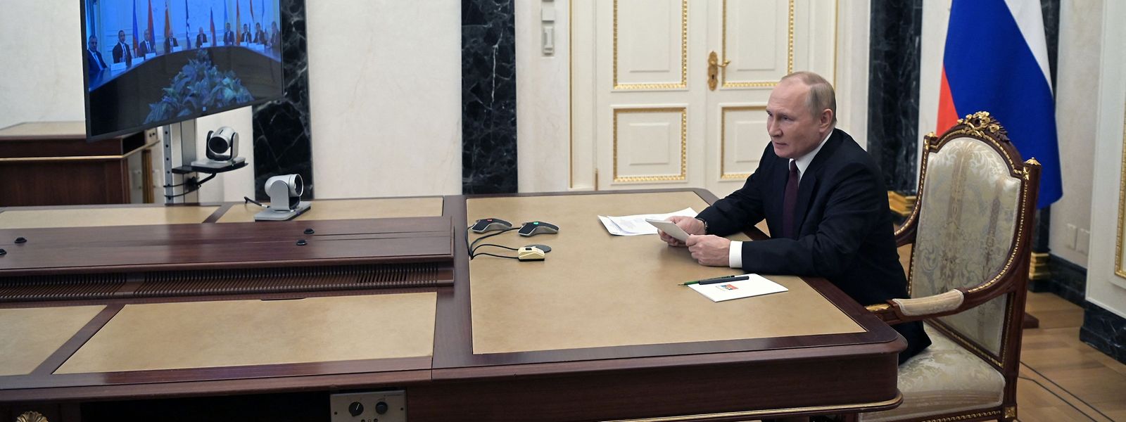 Putin verfolgte die Übung per Videoschalte von seinem Amtssitz aus.