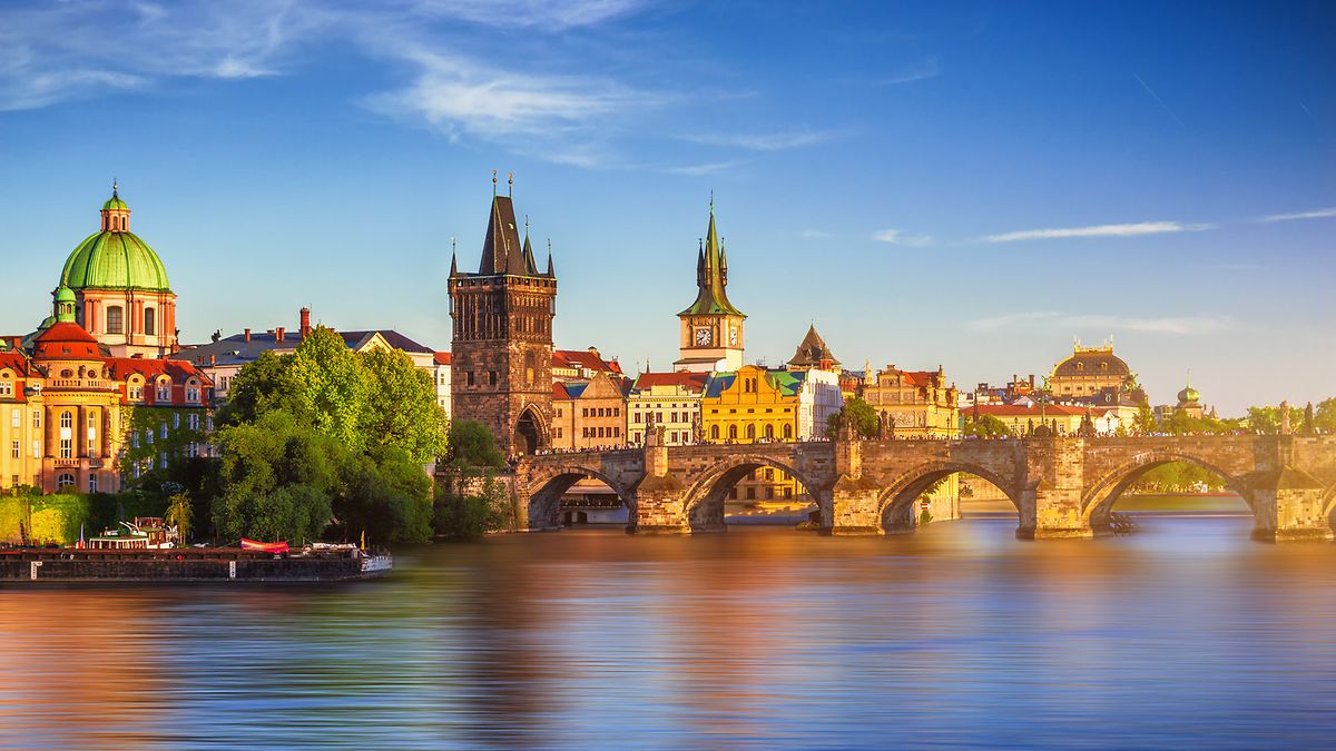 Twice weekly direct flights to Prague started in late November, and will increase to four times a week in spring 