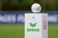 Ball auf Podest, Schmuckbild, Zierbild/ Fussball BGL Ligue Luxemburg, 11. Spieltag, Saison 2019-2020 / 03.11.2019 /Etzella Ettelbrück - FC Progres Niederkorn (Niedercorn) / Stade du Deich, Ettelbrück /Foto: Ben Majerus